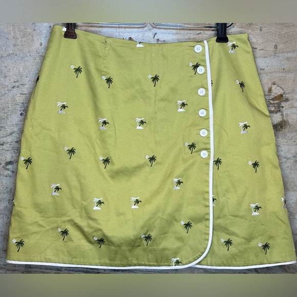 Island Republic Pants - Island Republic Green Wrap-Style Skort w/ Palm Tree Print Size 10